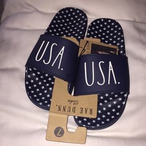 Rae Dunn USA Slides Sz 7